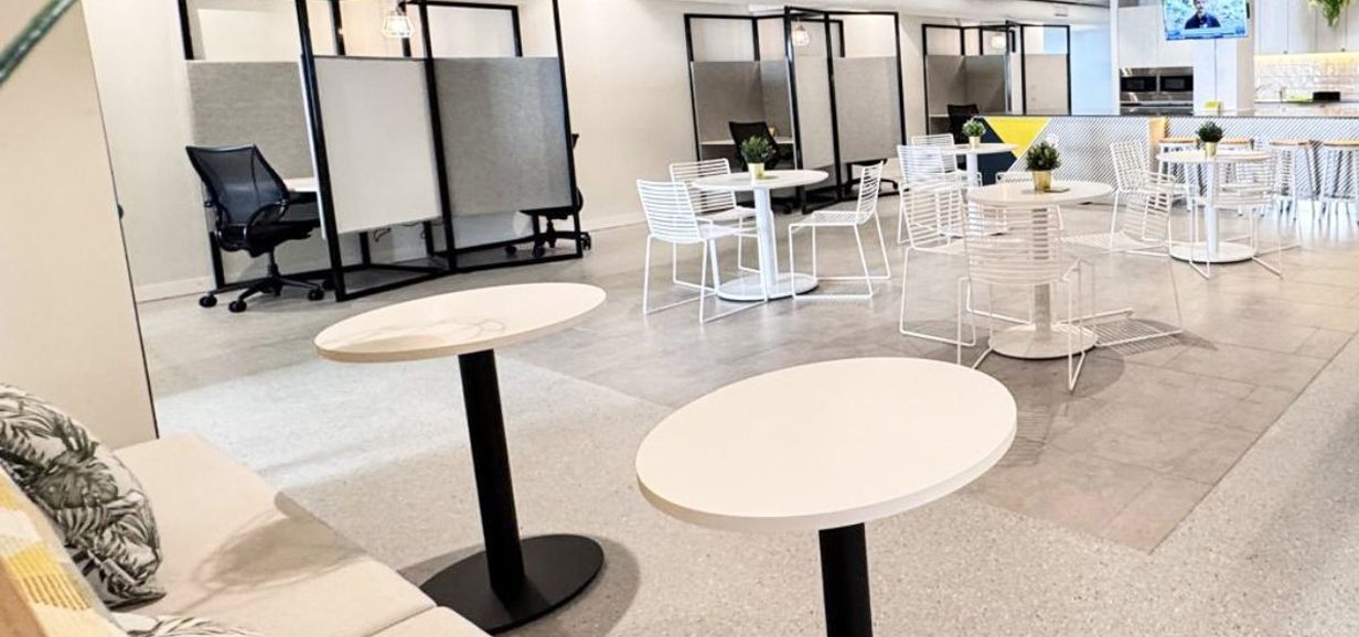 modern-serviced-office-design-lighting-layout.jpg